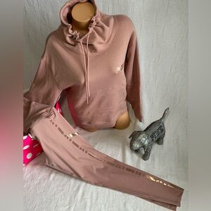 NWT VS PINK RARE 2017 GORGEOUS SET